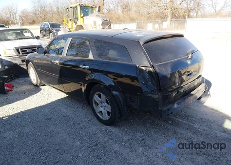 2005 Dodge Magnum Se z USA, uszkodzony, nr VIN 2D4FV48V85H606977